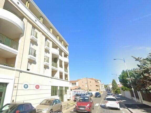 Appartement à vendre 3 65m2 à La Londe-les-Maures vignette-1