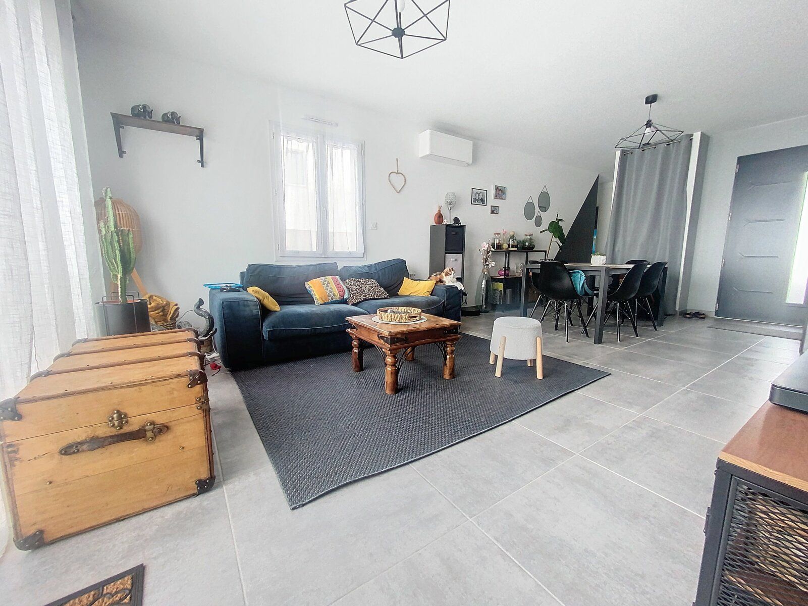 Maison à vendre 4 m2 à Saint-Xandre vignette-3