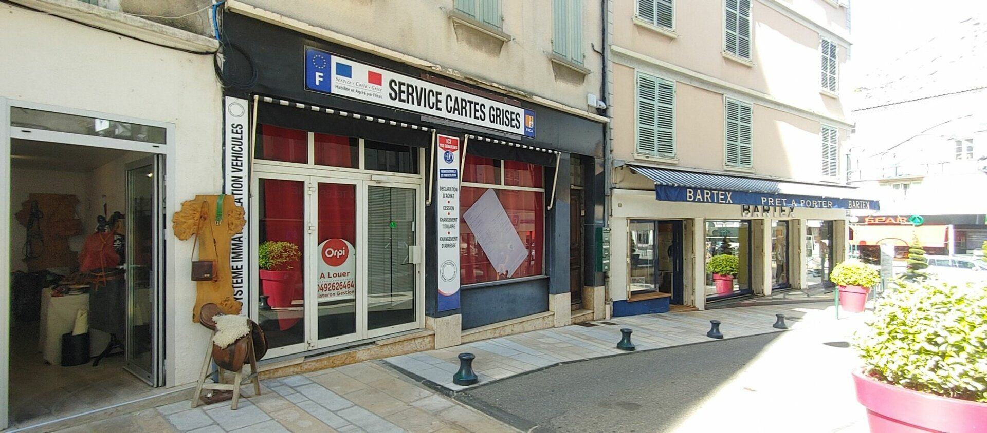 Local commercial à louer  49m2 à Sisteron vignette-1