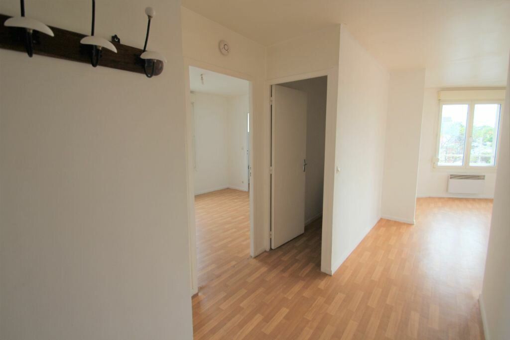 Appartement à vendre 2 53.35m2 à Reims vignette-4