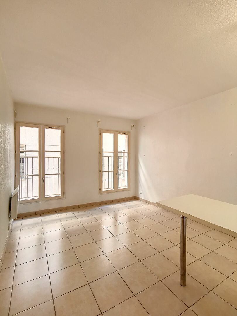 Appartement à louer 1 19.5m2 à Toulon vignette-2