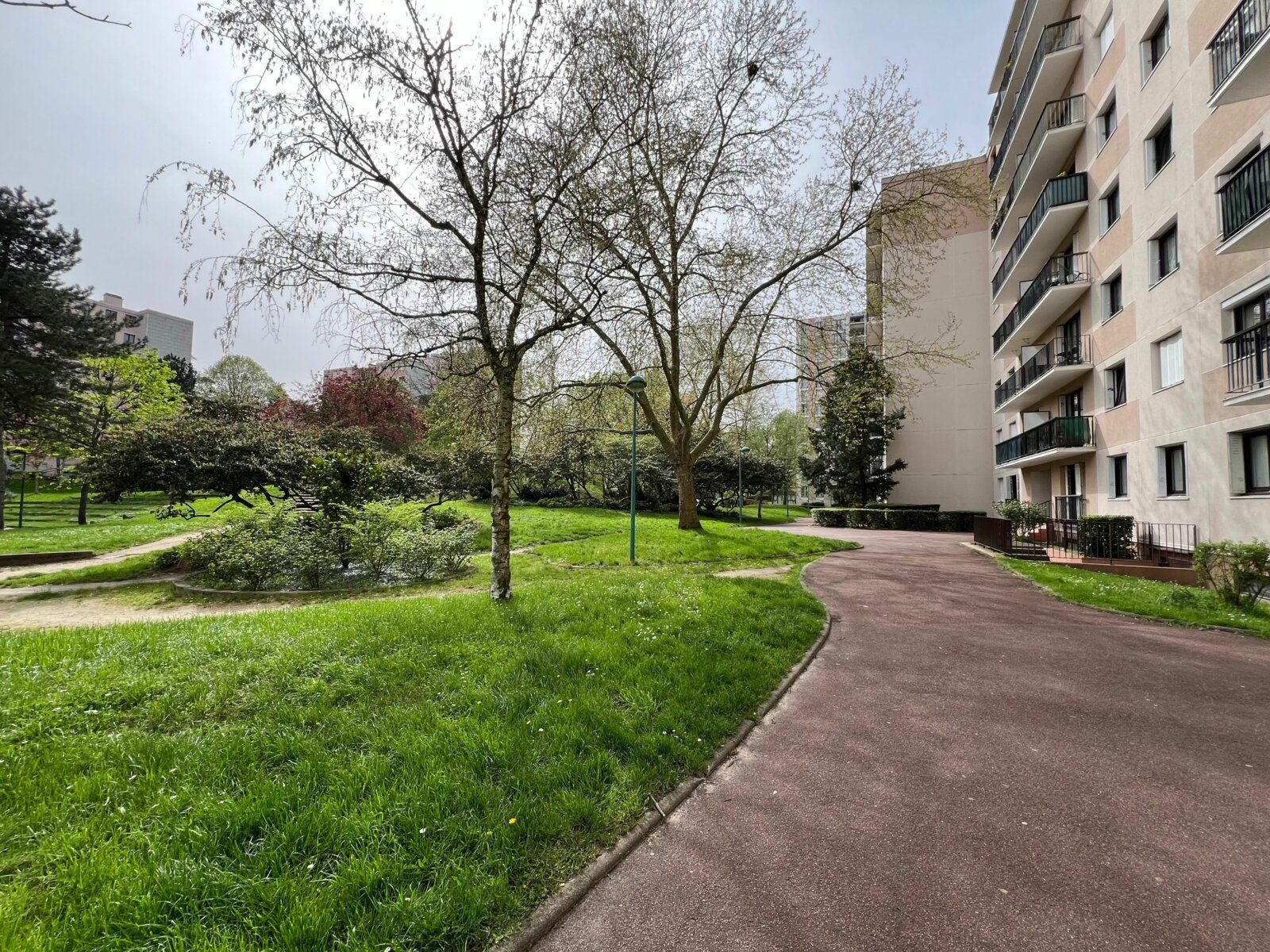 Appartement à vendre 4 83.48m2 à Neuilly-sur-Marne vignette-10