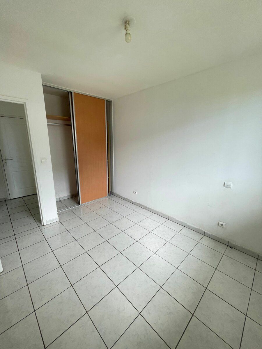 Appartement à vendre 3 m2 à Saint-Denis vignette-5