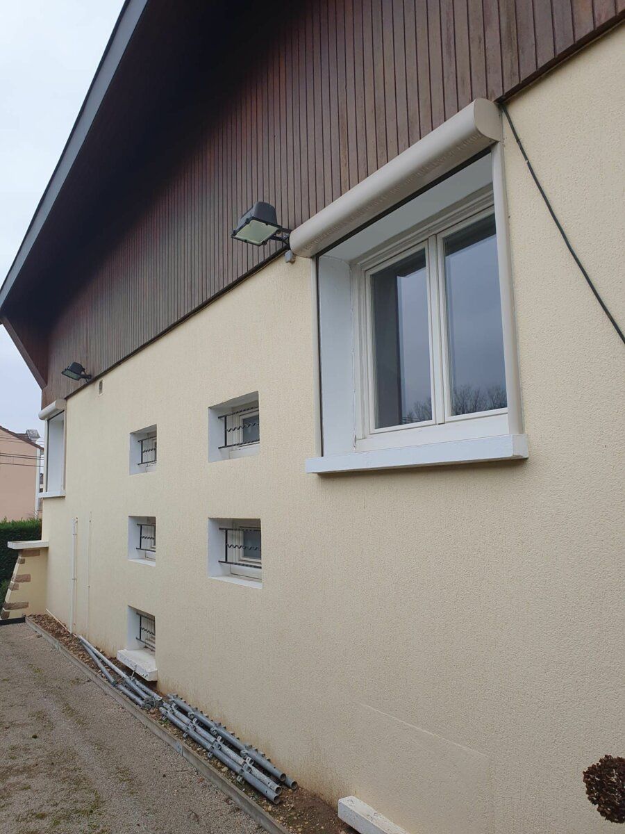 Maison à vendre 4 184.7m2 à Bourg-en-Bresse vignette-10
