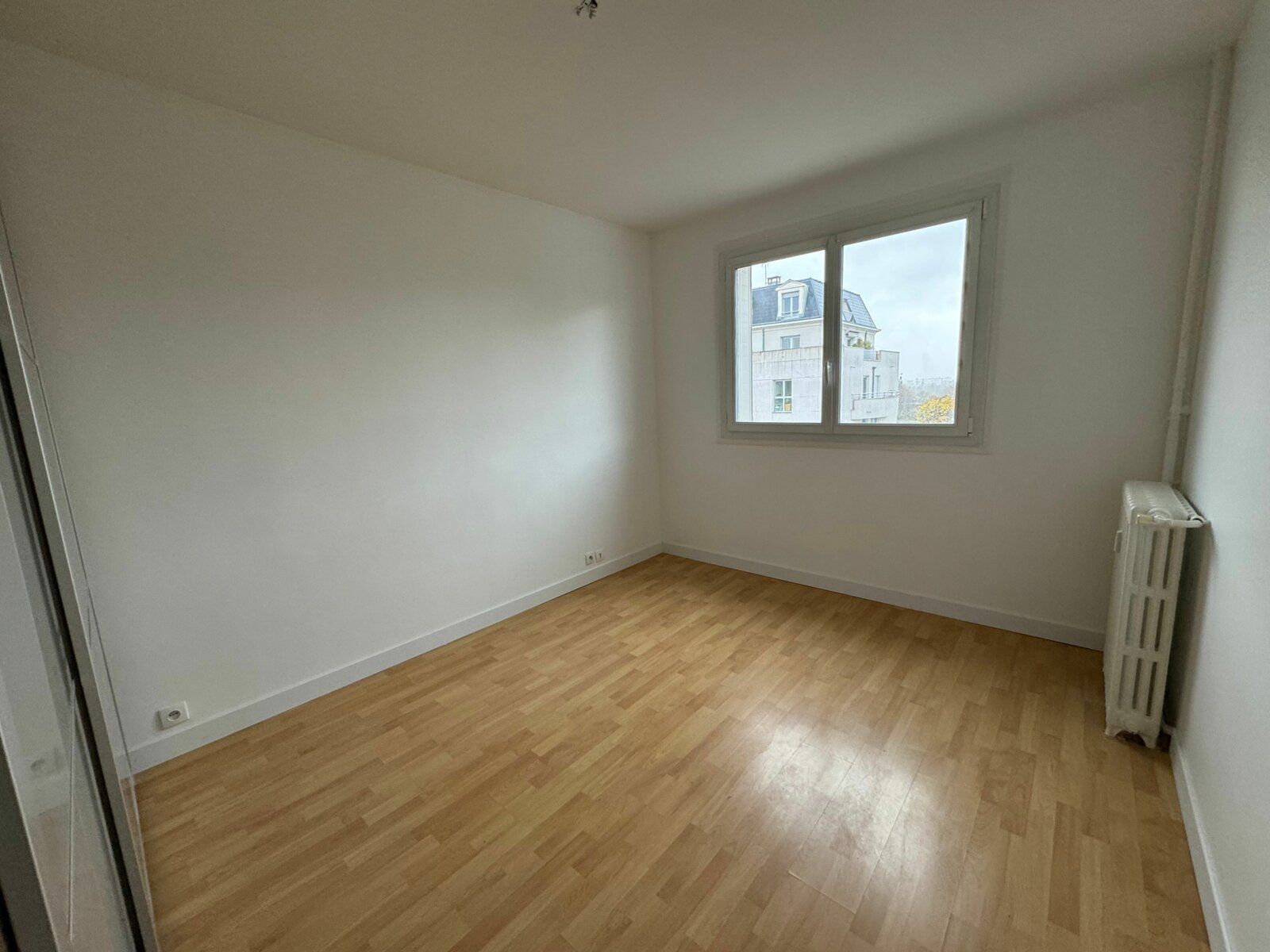 Appartement à louer 2 46.68m2 à Nogent-sur-Marne vignette-2