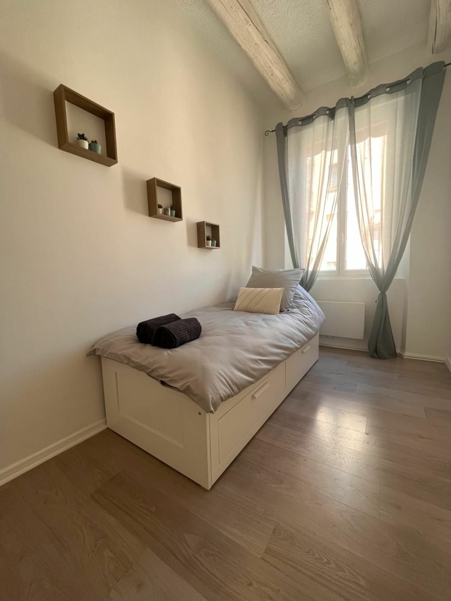 Appartement à vendre 4 68m2 à Avignon vignette-5