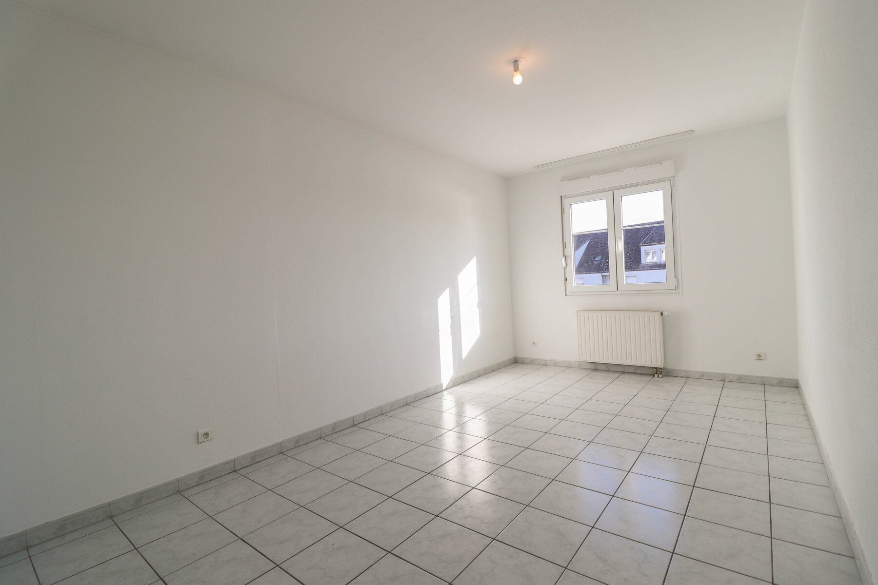 Appartement à vendre 4 109m2 à Colmar vignette-3
