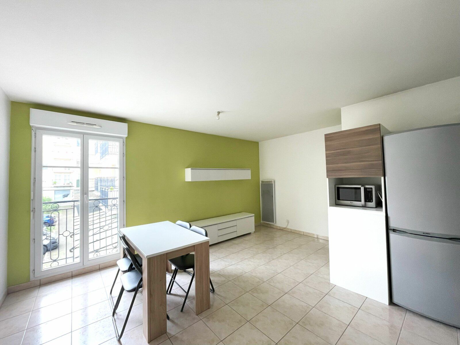 Appartement à vendre 2 39m2 à Bussy-Saint-Georges vignette-1