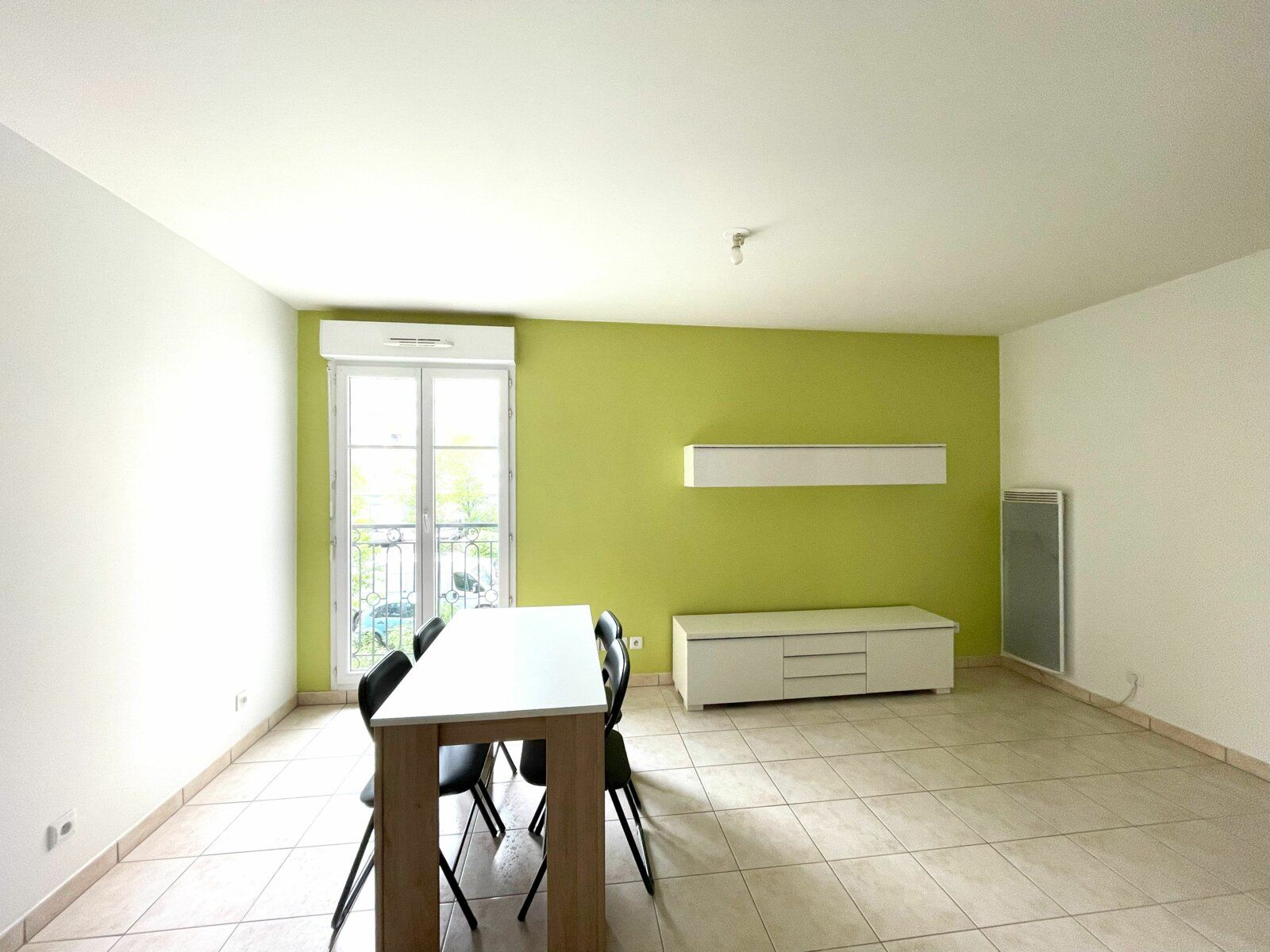 Appartement à vendre 2 39m2 à Bussy-Saint-Georges vignette-2