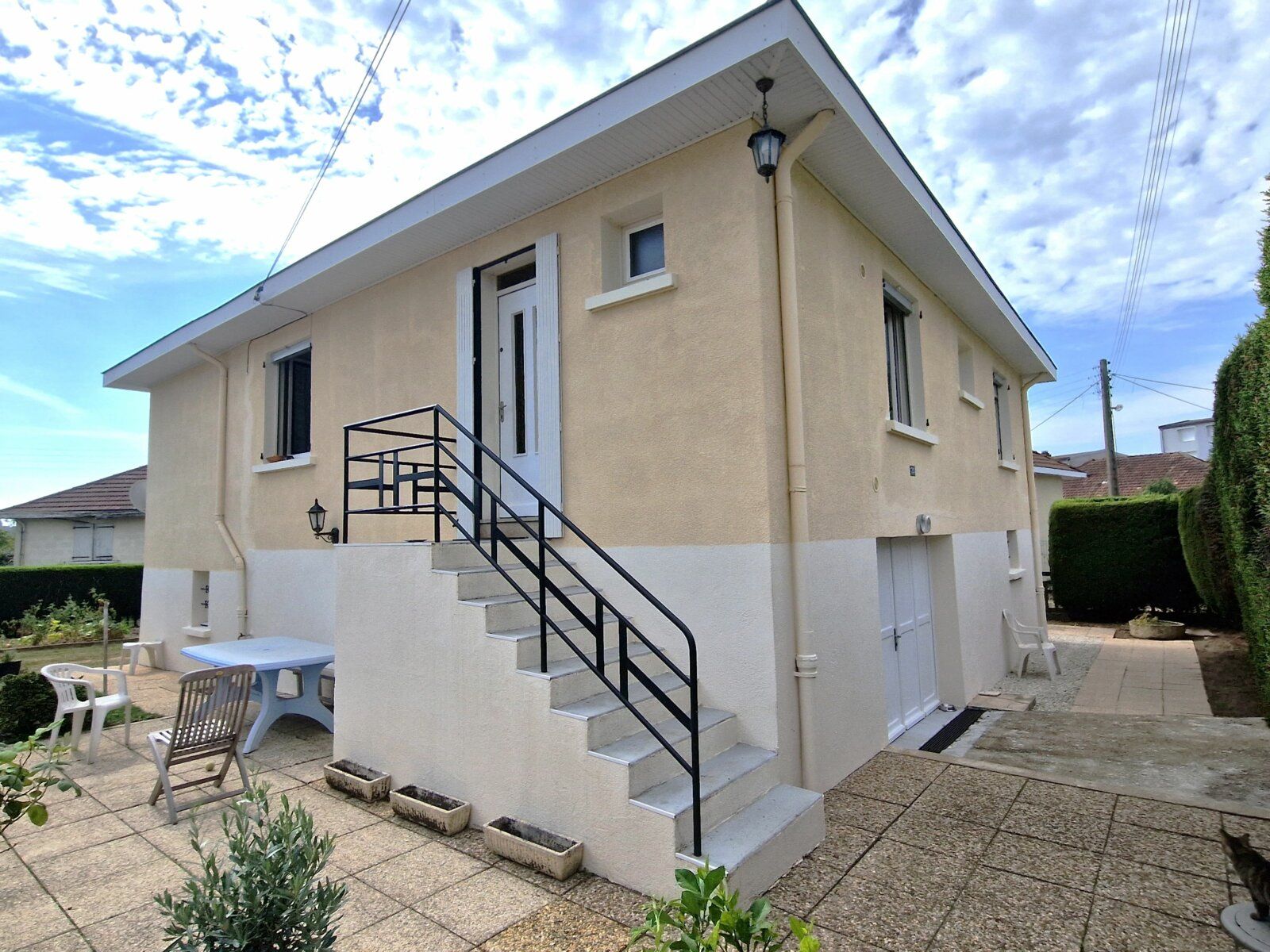 Maison à vendre 5 80m2 à Montceau-les-Mines vignette-1
