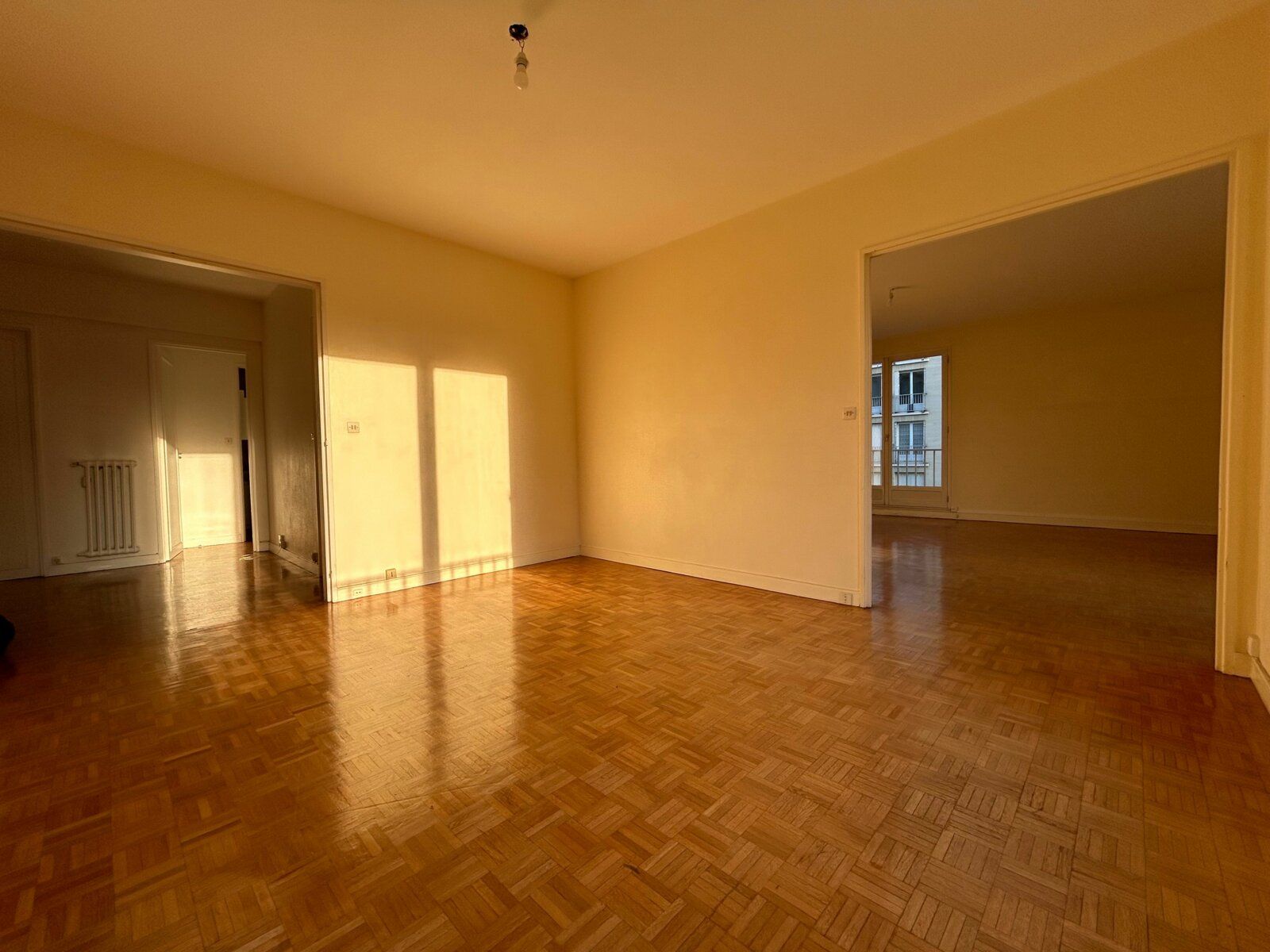 Appartement à vendre 3 95.85m2 à Compiègne vignette-3