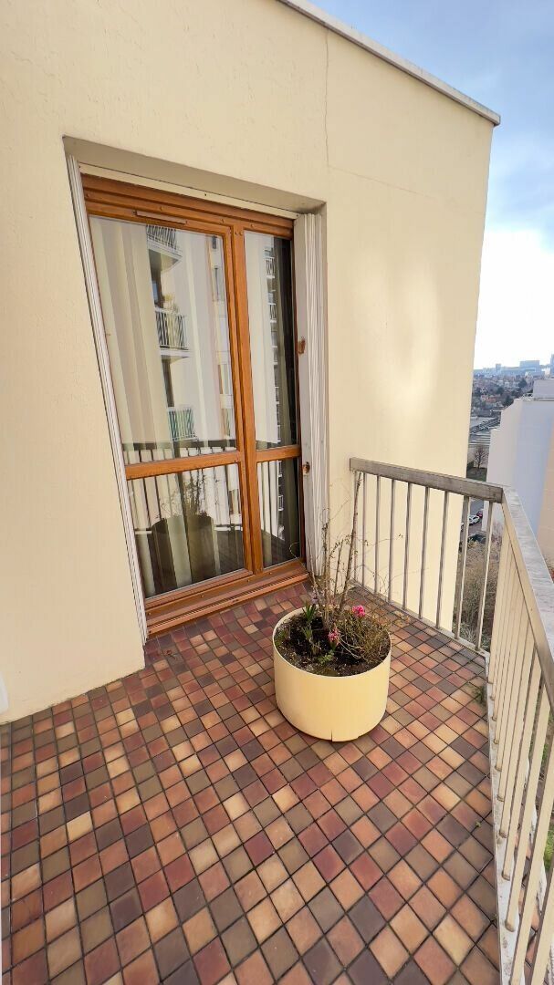 Appartement à vendre 3 65.44m2 à Neuilly-sur-Marne vignette-8