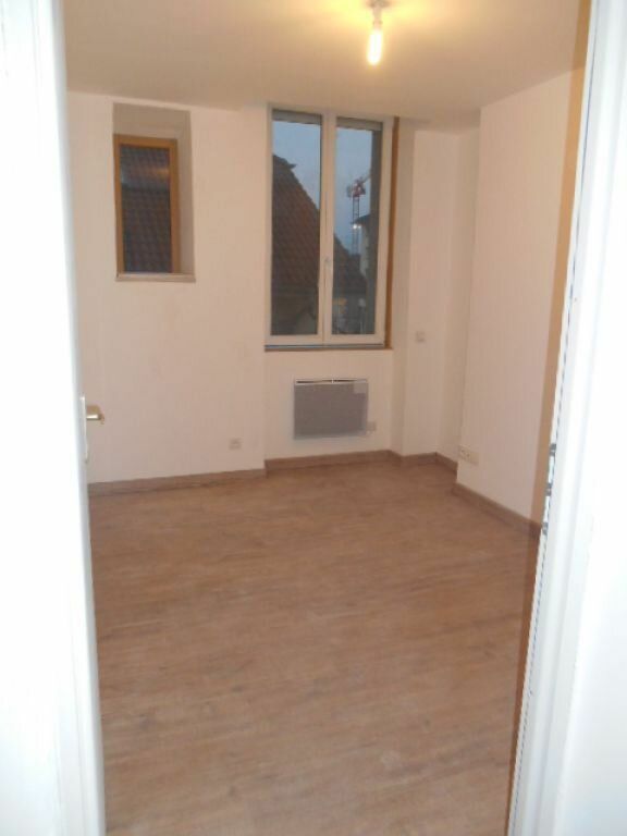 Appartement à louer 3 55m2 à Bourg-en-Bresse vignette-4