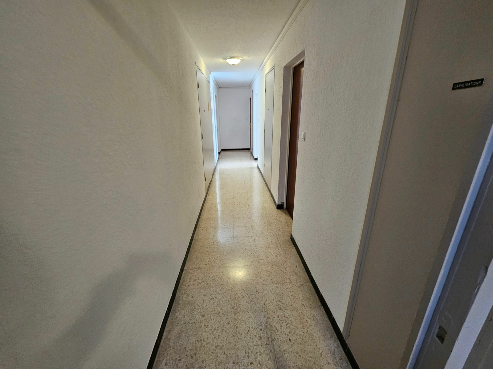 Appartement à vendre 2 25m2 à Nîmes vignette-9