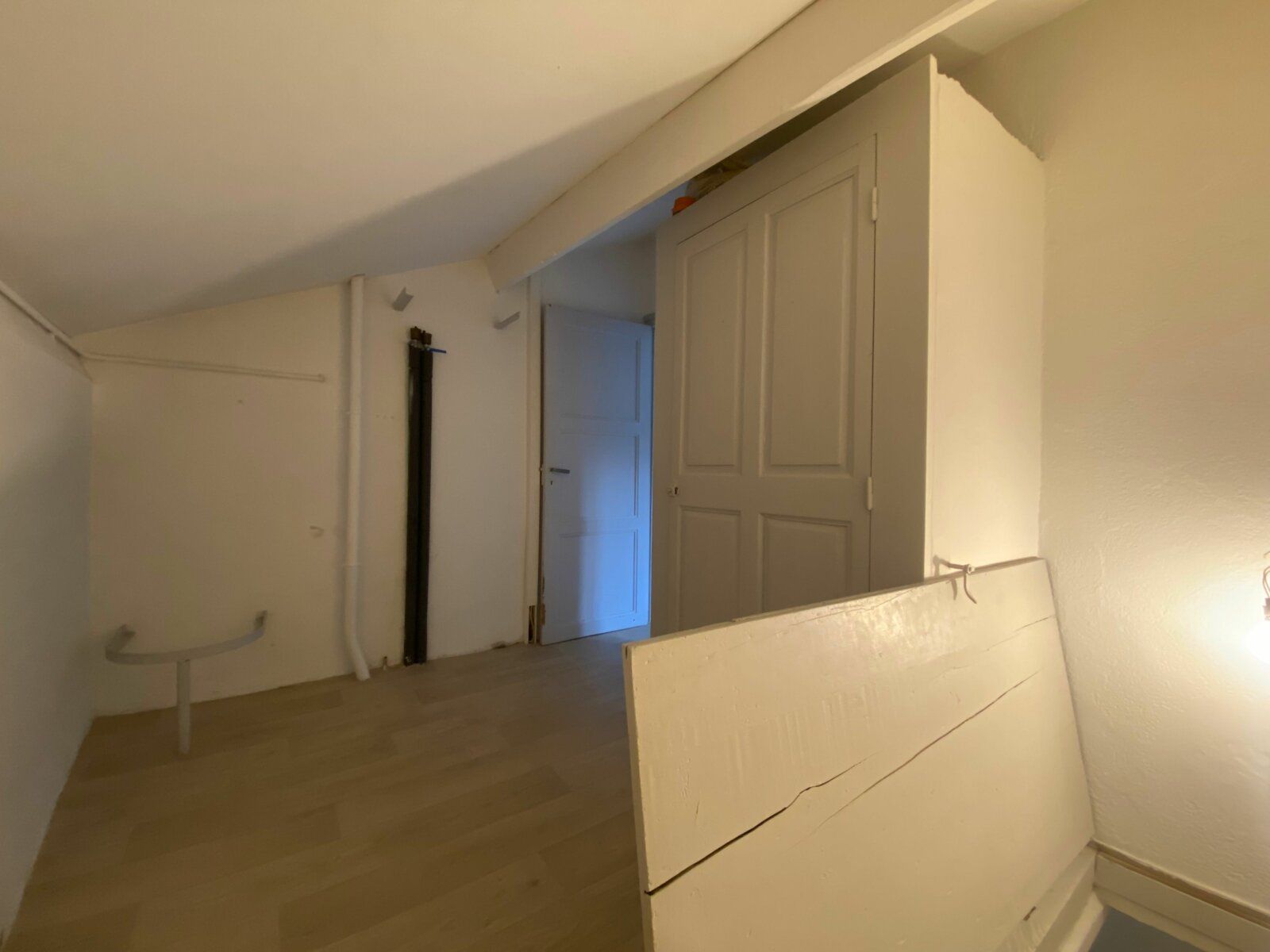 Appartement à louer 3 70.6m2 à Bourg-Saint-Andéol vignette-12