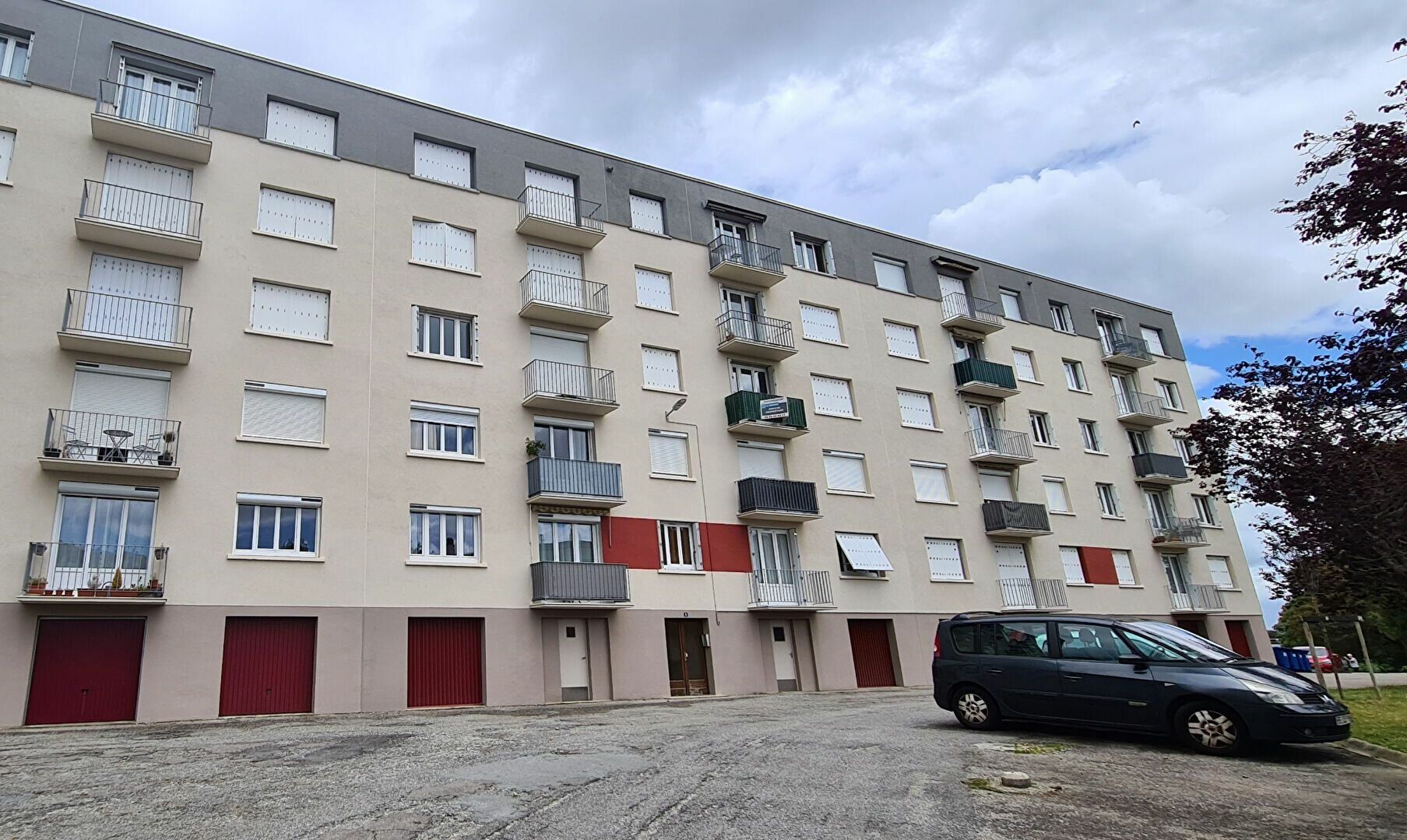 Appartement à vendre 3 65.7m2 à Limoges vignette-1