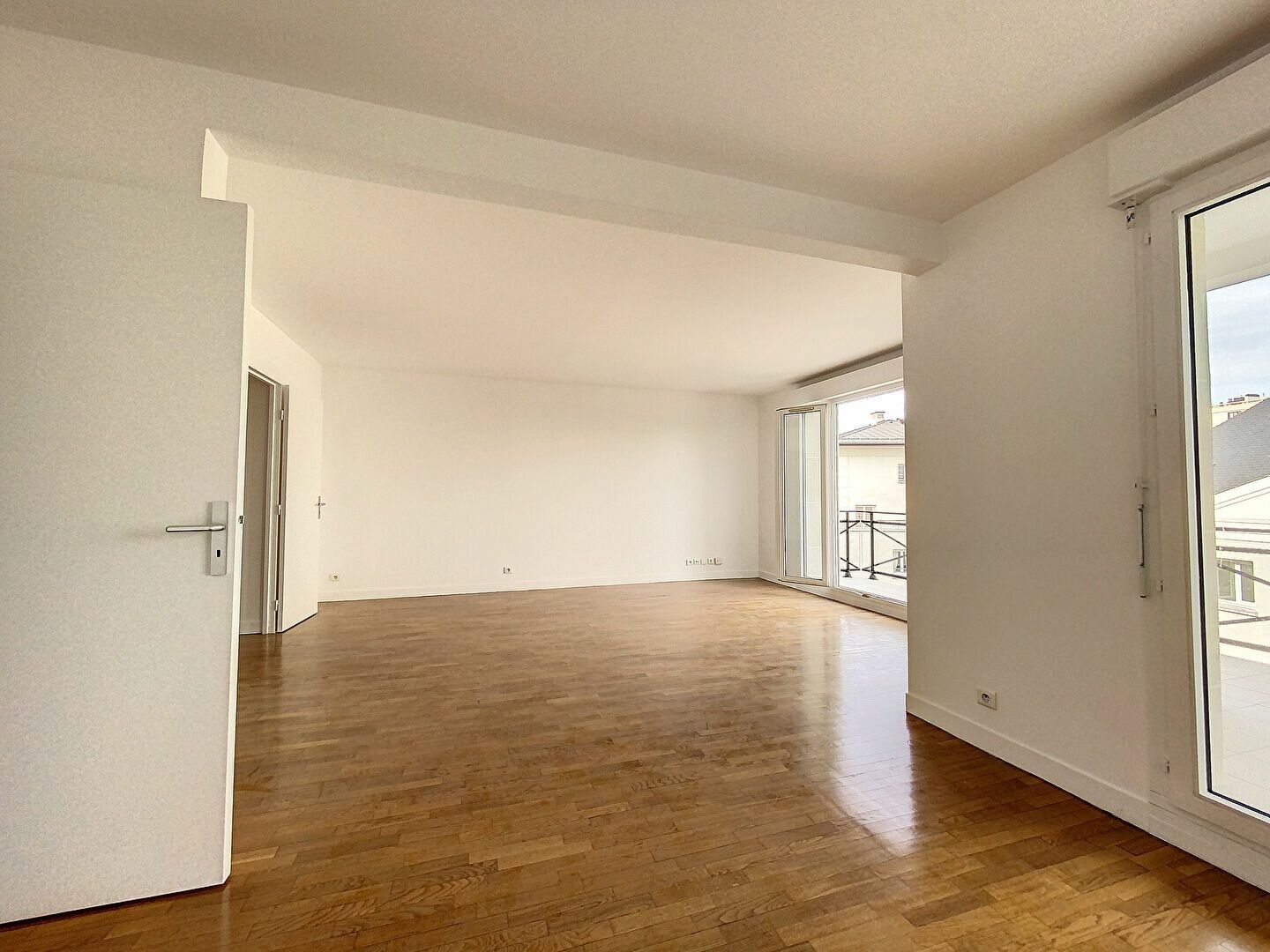 Appartement à vendre 4 86m2 à Châtillon vignette-3