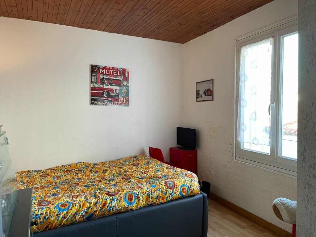 Appartement à vendre 3 72m2 à Saint-Pierre-d'Oléron vignette-5