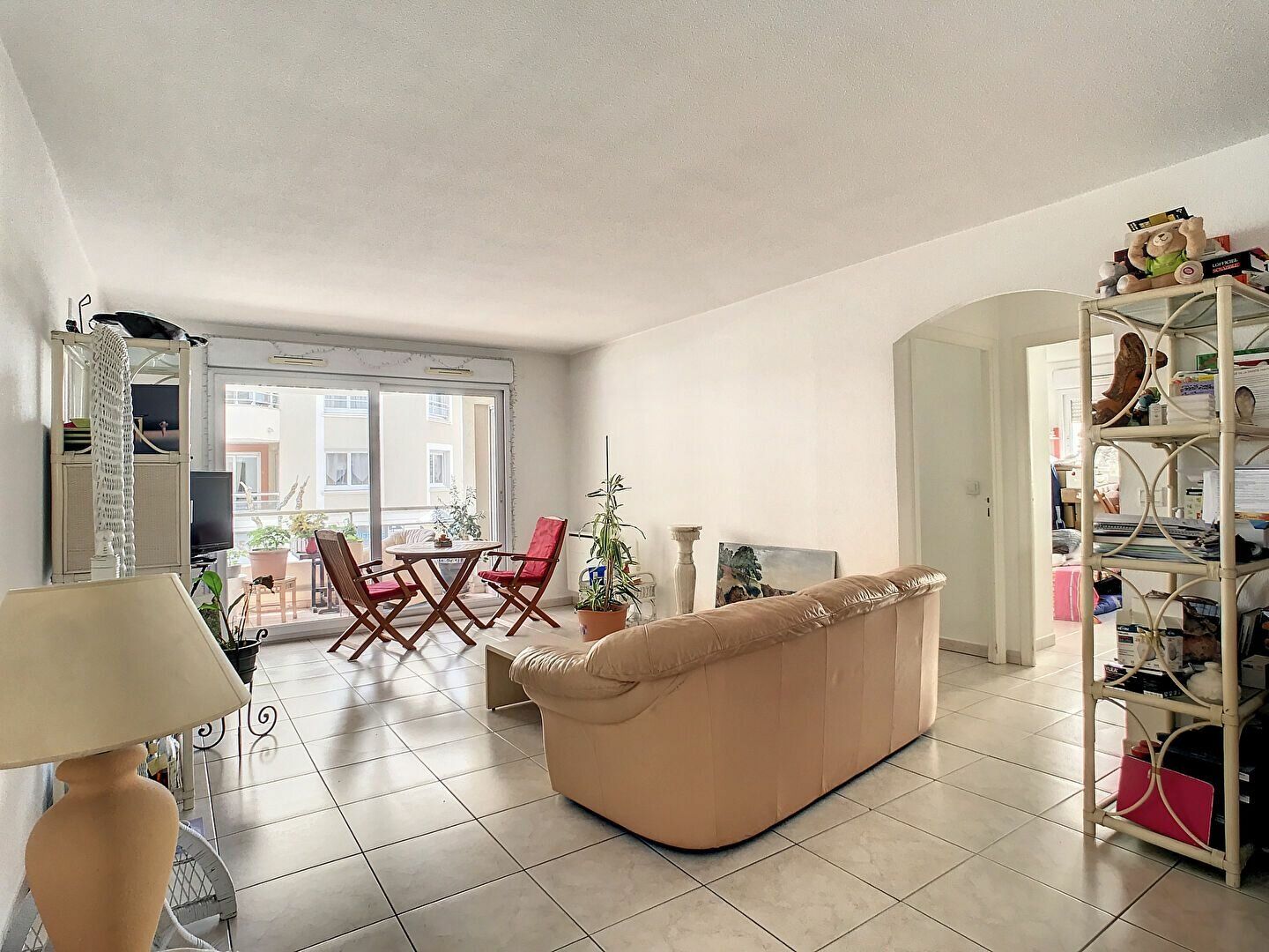 Appartement à vendre 3 68.71m2 à Saint-Raphaël vignette-6