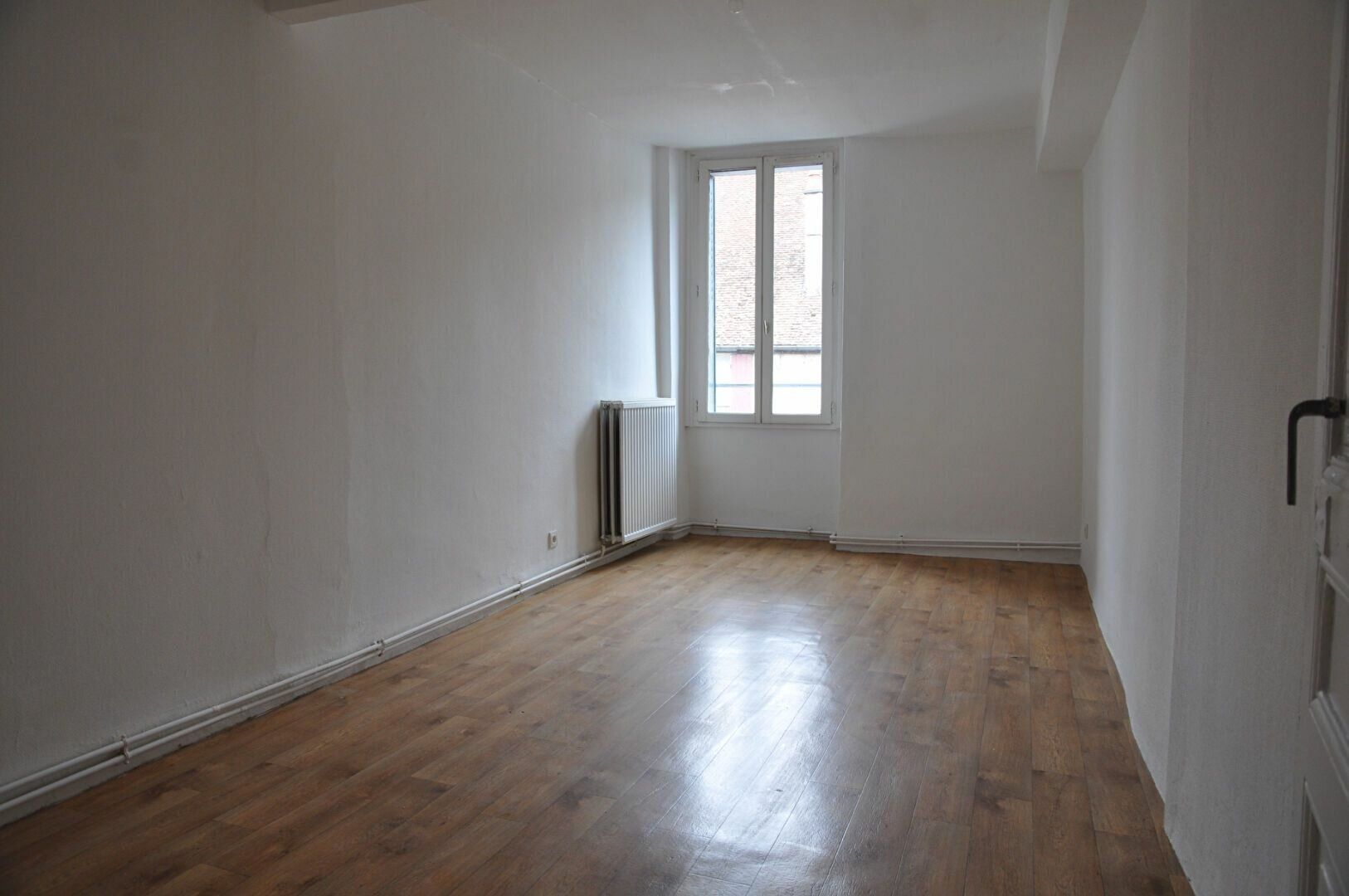 Maison à vendre 3 90m2 à Cosne-Cours-sur-Loire vignette-9