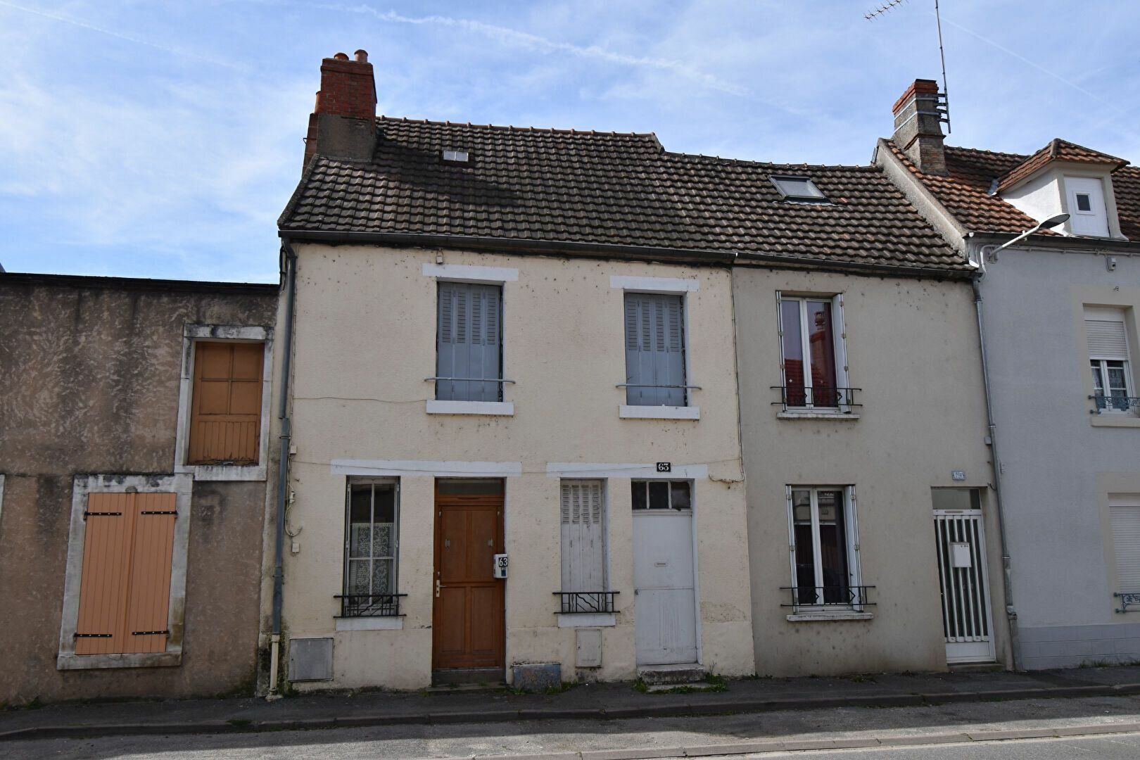 Maison à vendre 3 90m2 à Cosne-Cours-sur-Loire vignette-1