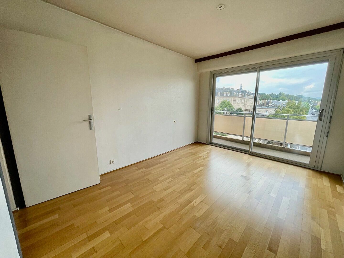 Appartement à vendre 3 96.94m2 à Brive-la-Gaillarde vignette-2