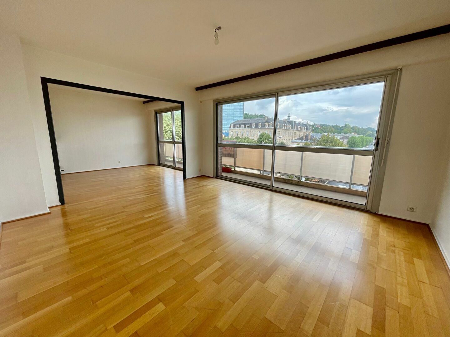 Appartement à vendre 3 96.94m2 à Brive-la-Gaillarde vignette-1