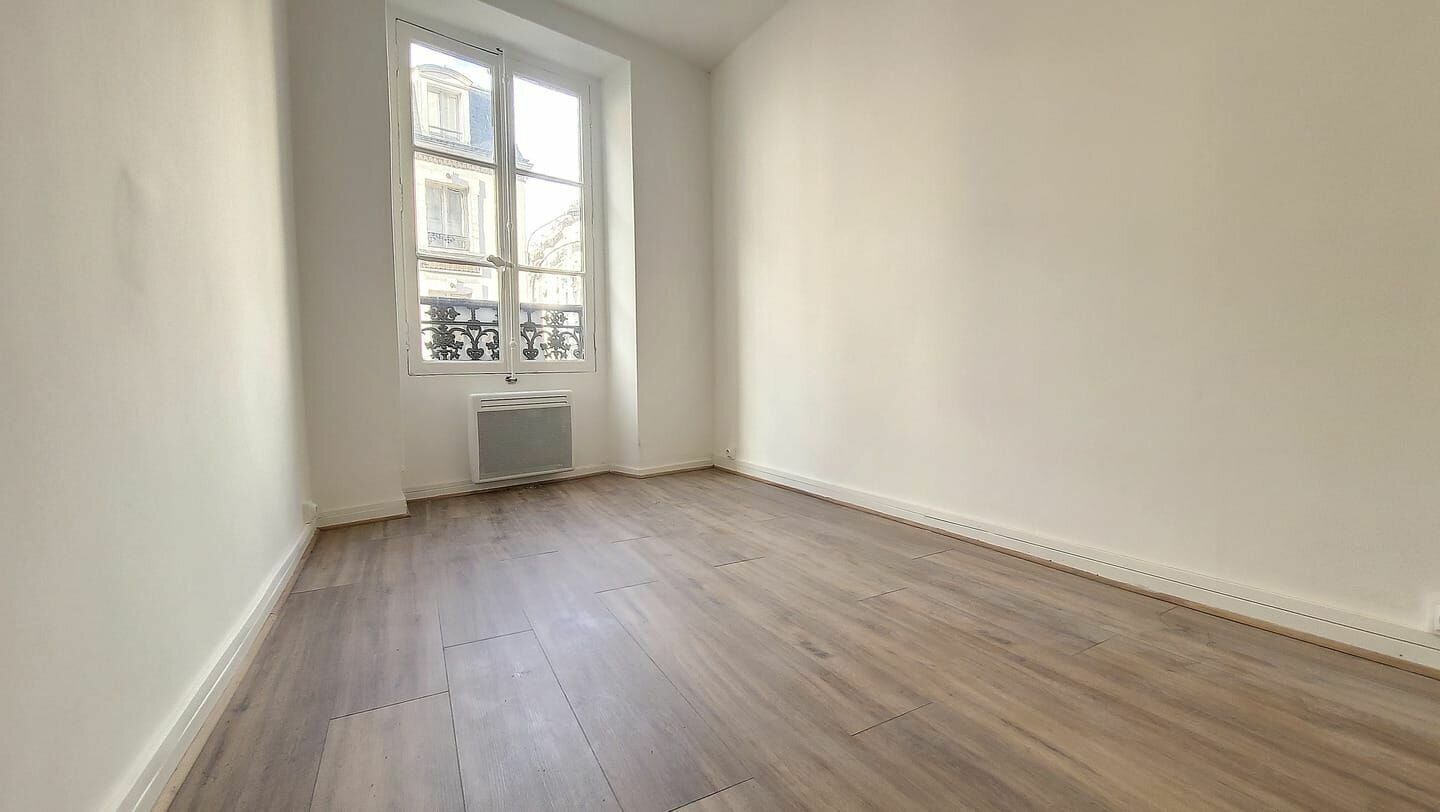 Appartement à vendre 3 47.26m2 à Paris 20 vignette-10