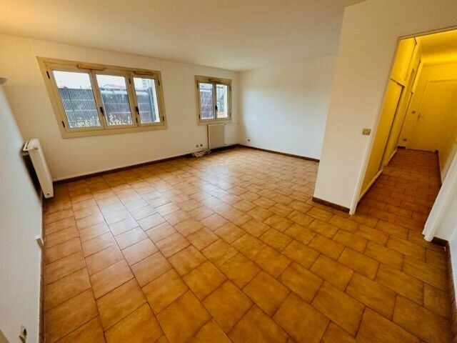 Appartement à vendre 3 65.26m2 à Rosny-sous-Bois vignette-6