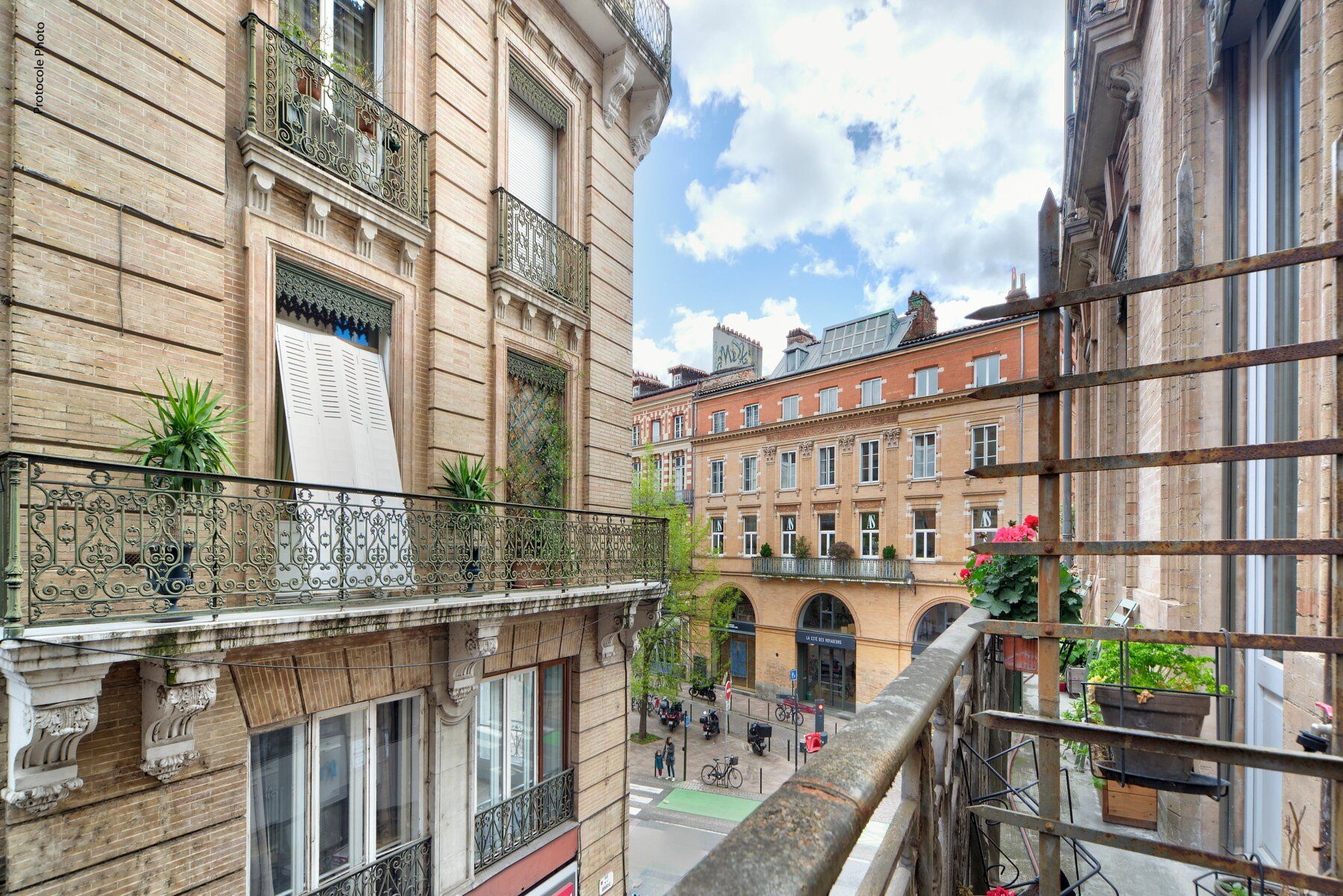 Appartement à vendre 6 177m2 à Toulouse vignette-3