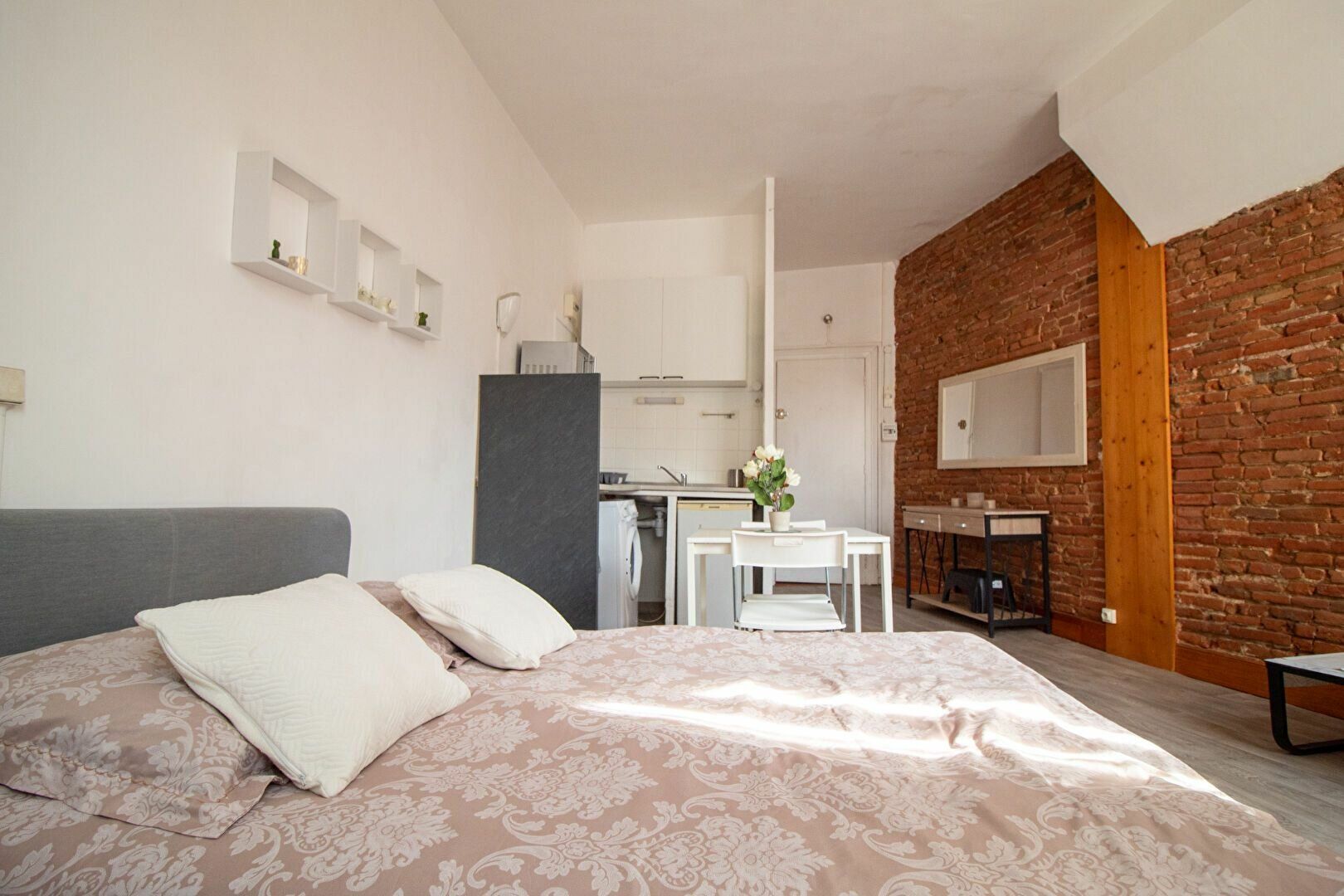 Appartement à louer 1 21.58m2 à Toulouse vignette-4