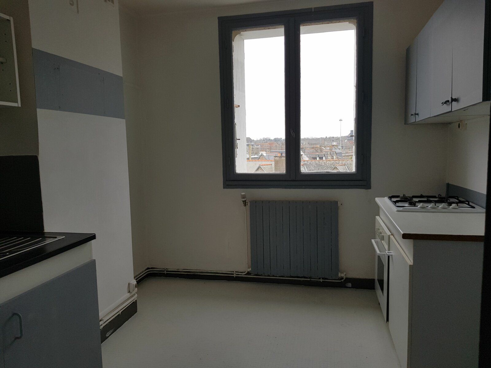 Appartement à vendre 5 79m2 à Guingamp vignette-2