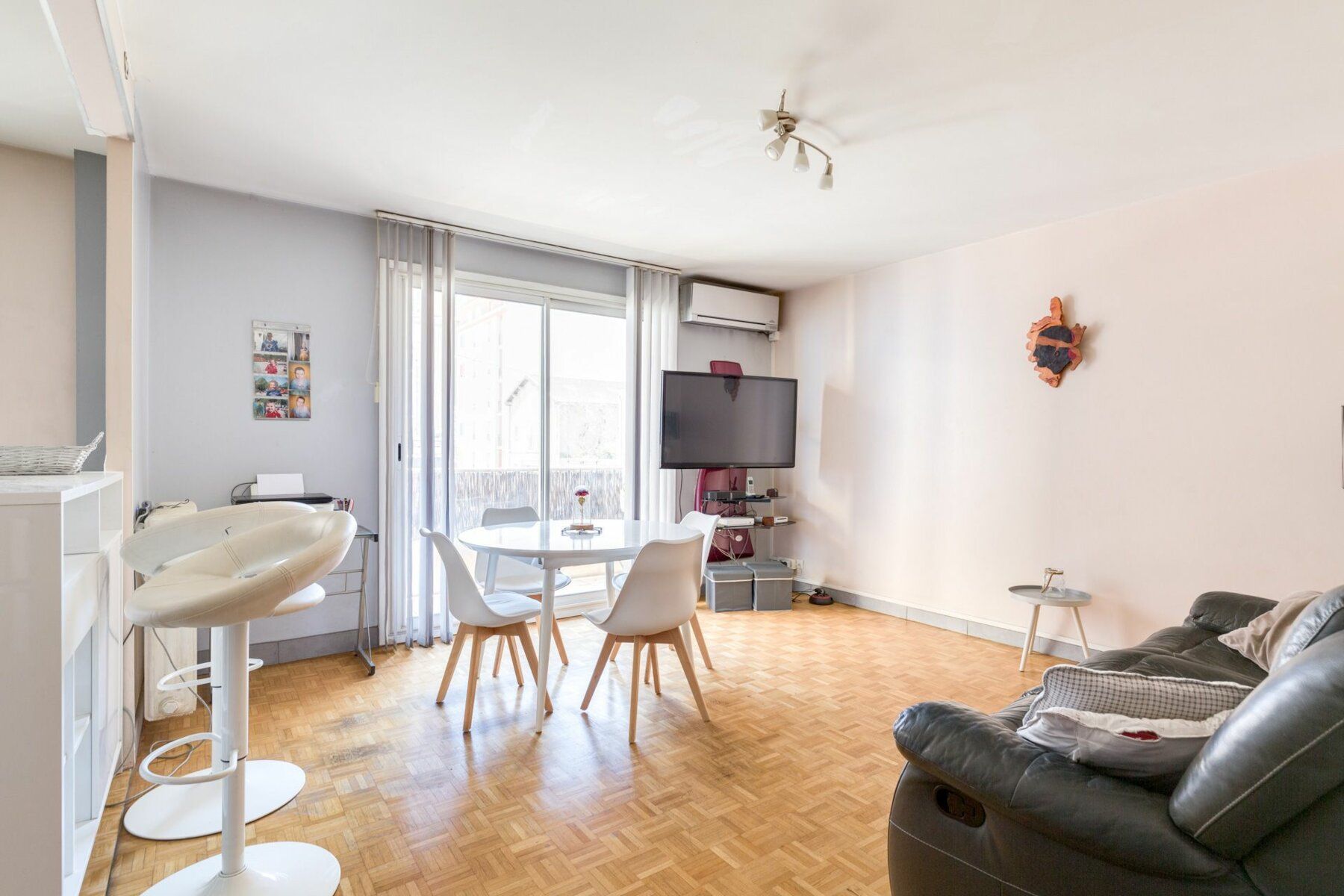 Appartement à vendre 4 79.89m2 à Marseille 4 vignette-1