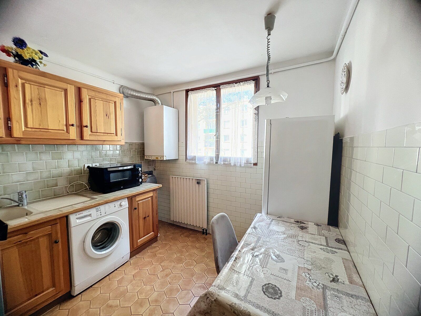 Appartement à vendre 4 80.5m2 à Saint-Raphaël vignette-3