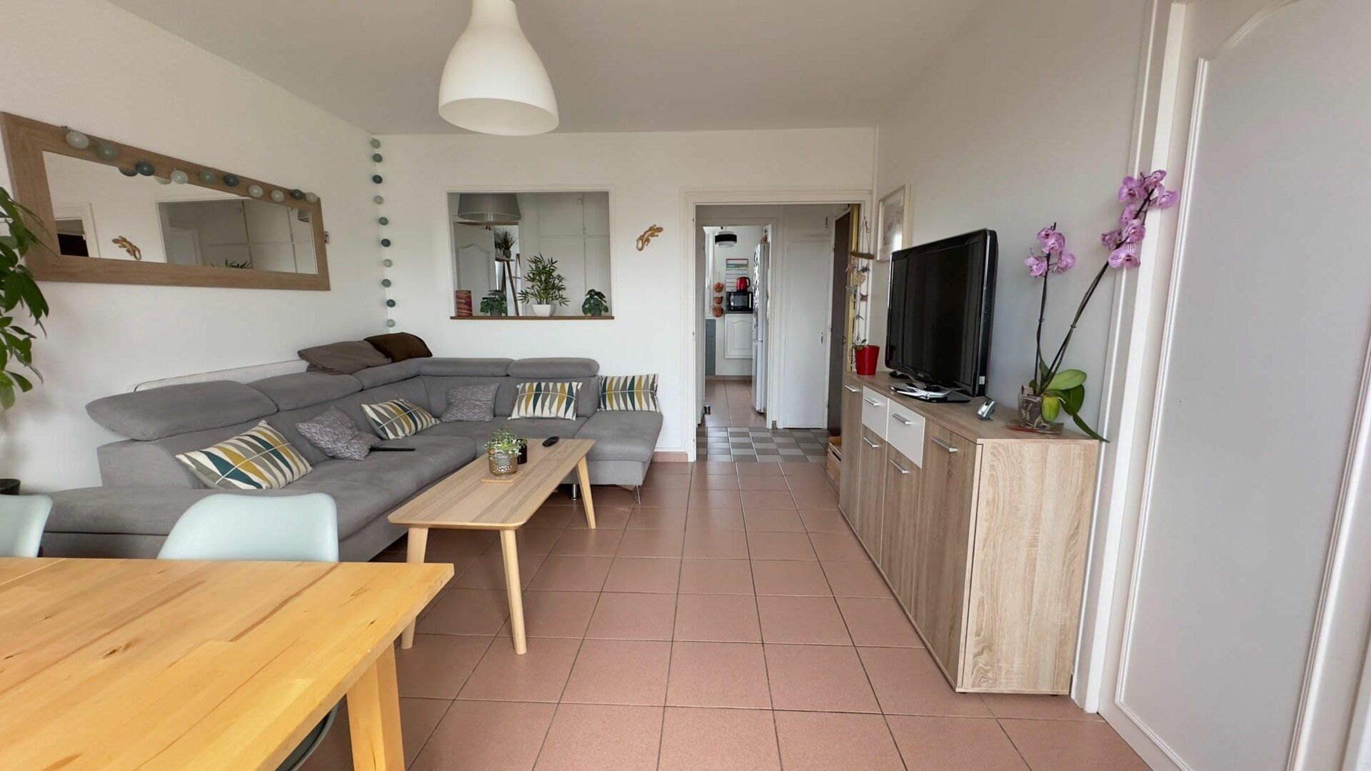 Appartement à vendre 4 68m2 à Neuilly-sur-Marne vignette-4