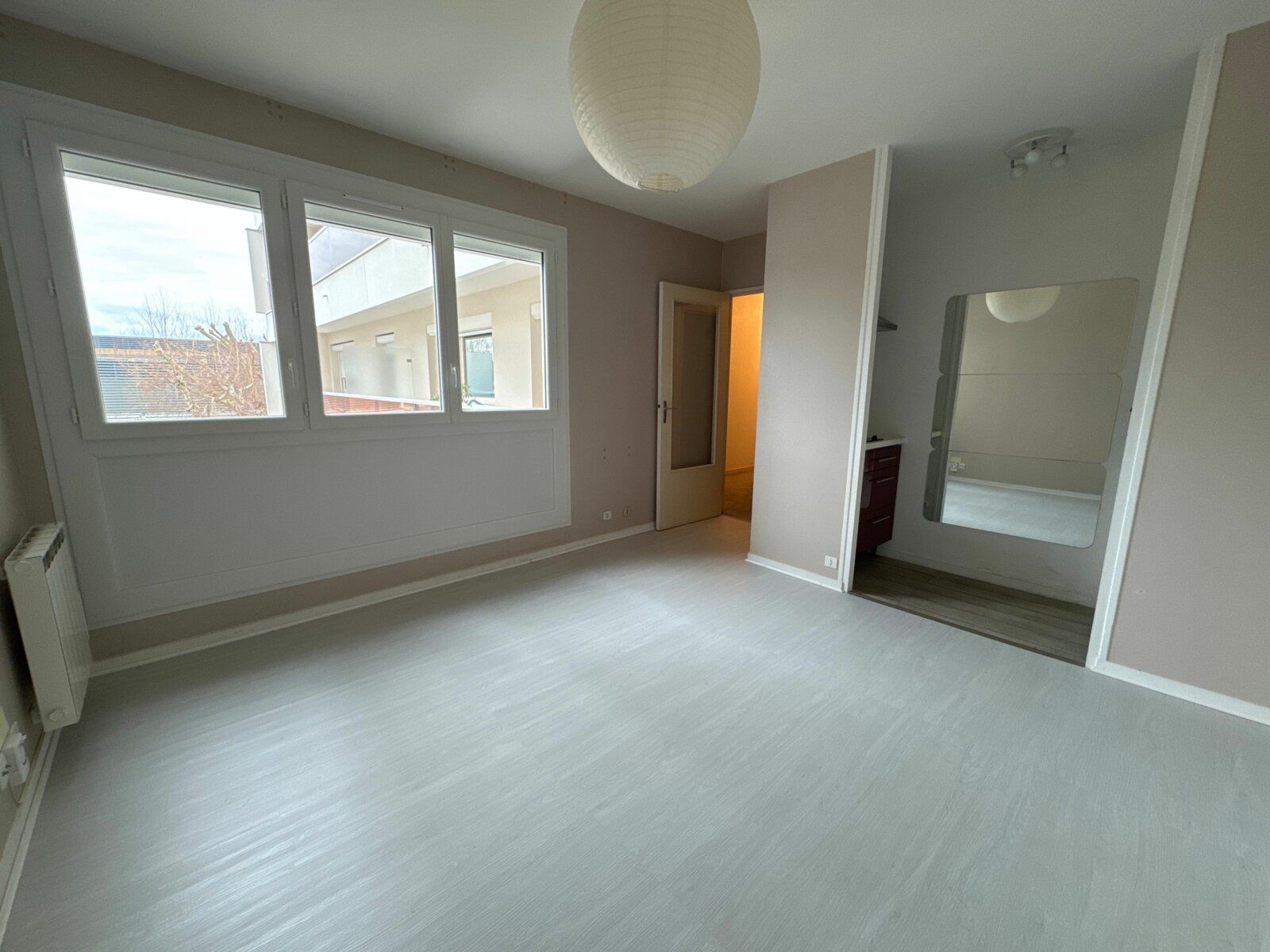 Appartement à louer 1 m2 à Saint-Jean-de-Braye vignette-2