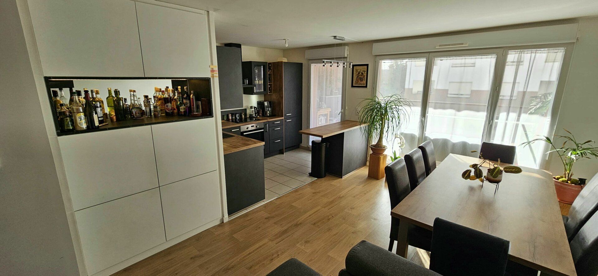 Appartement à vendre 5 93m2 à Neuilly-sur-Marne vignette-3
