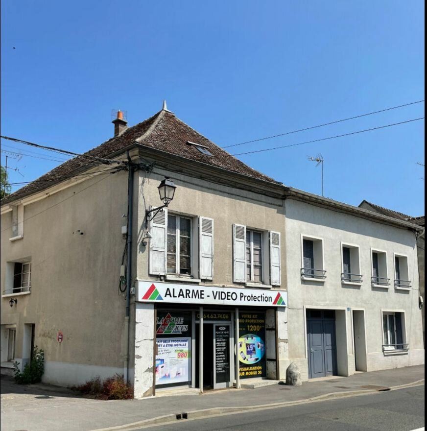 Local commercial à vendre  53m2 à Crécy-la-Chapelle vignette-1
