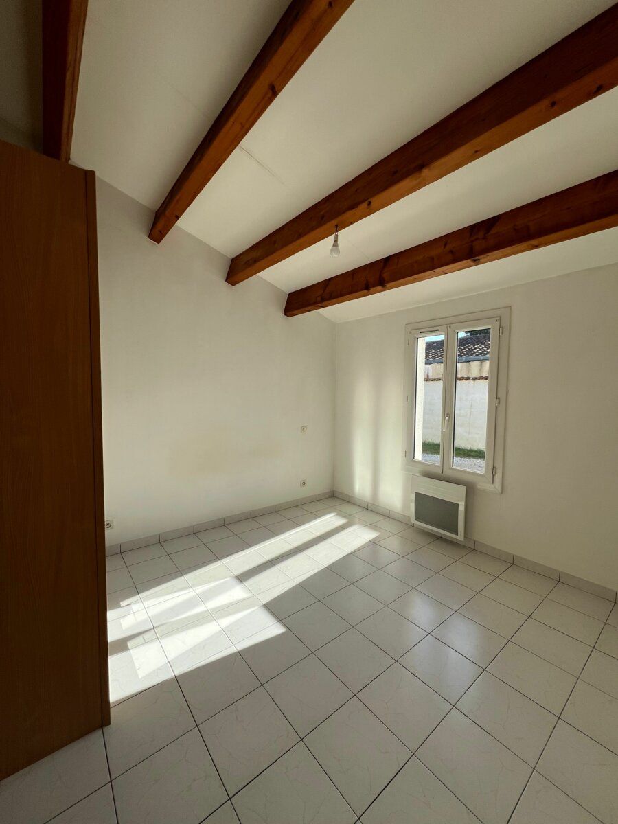 Maison à vendre 4 m2 à Le Château-d'Oléron vignette-8