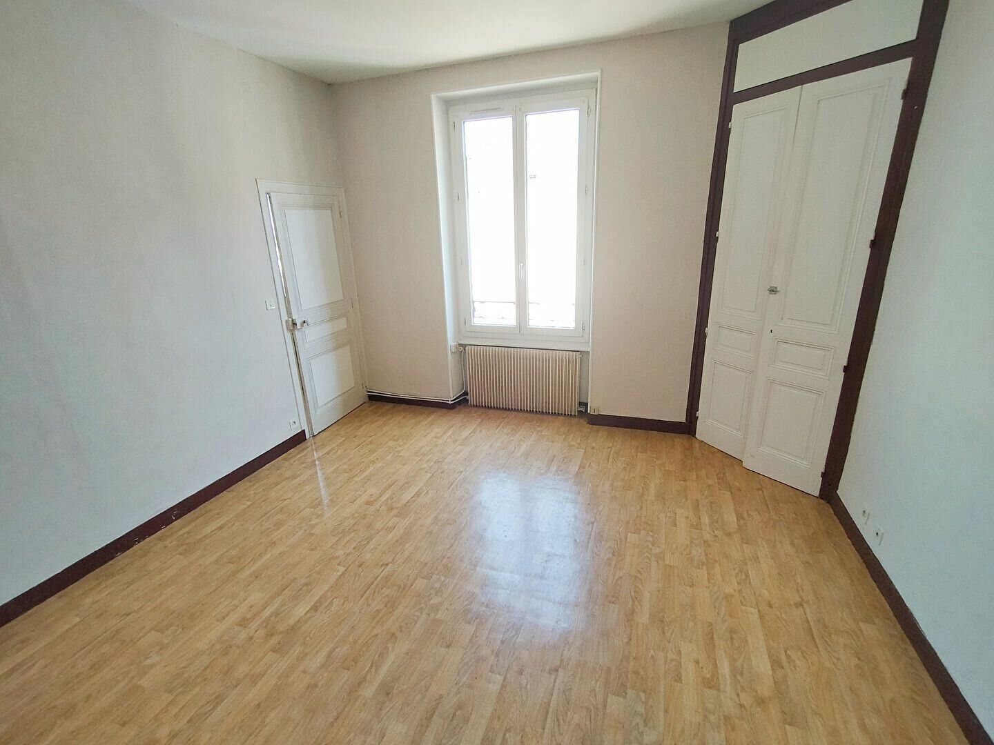 Appartement à louer 3 55m2 à Limoges vignette-3