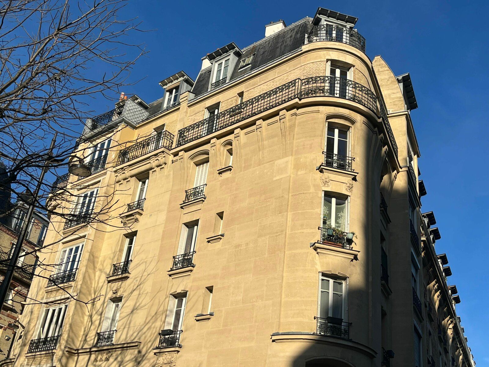 Appartement à vendre 3 62.5m2 à Paris 15 vignette-2