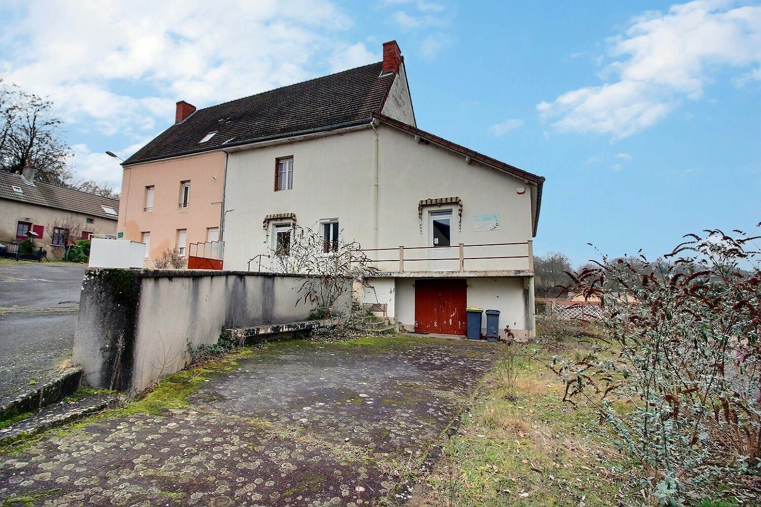 Maison à vendre 2 121.45m2 à Saint-Symphorien-de-Marmagne vignette-1