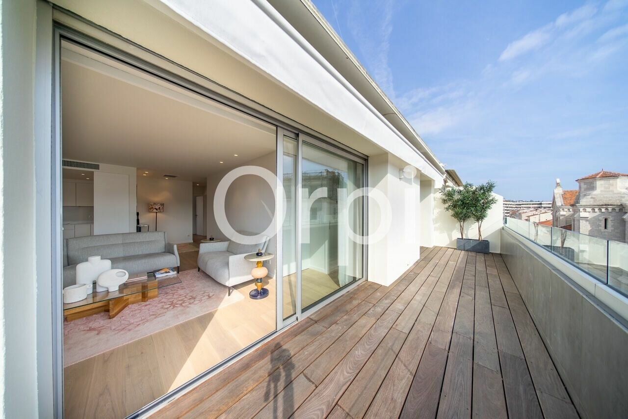 Appartement à vendre 4 99m2 à Cannes vignette-2