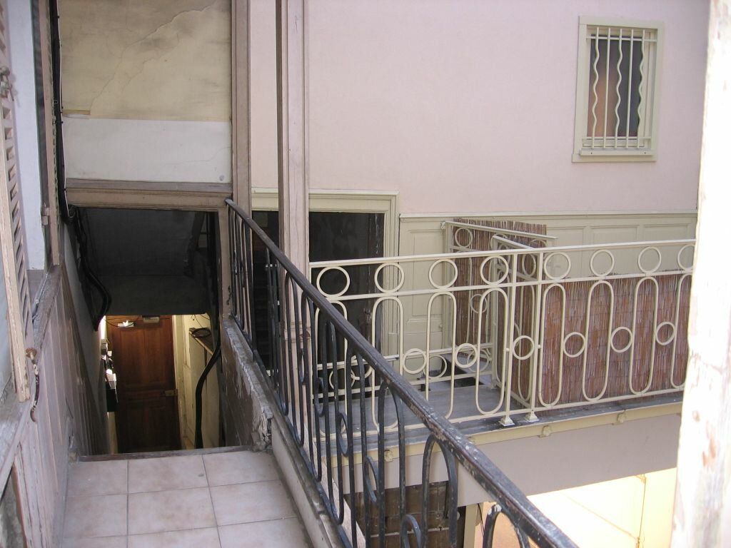 Appartement à louer 1 27m2 à Dijon vignette-7