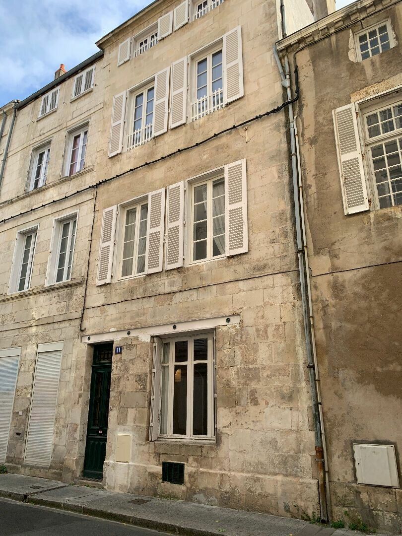 Maison à vendre 5 m2 à La Rochelle vignette-3