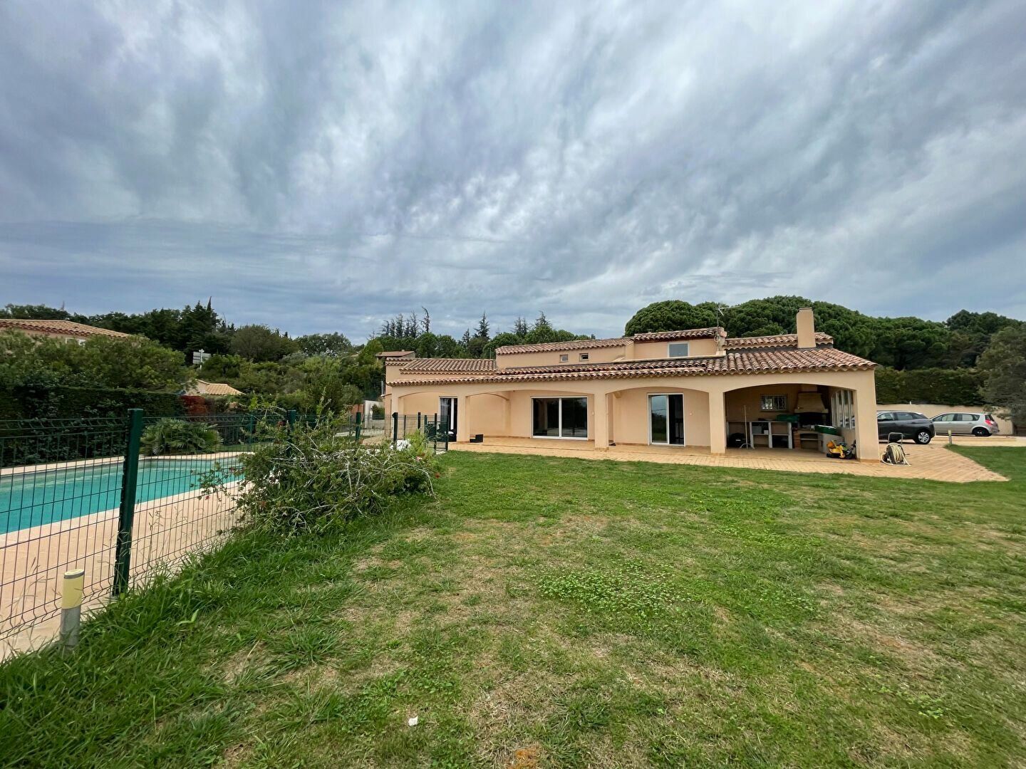 Maison à vendre 5 168m2 à Rochefort-du-Gard vignette-5