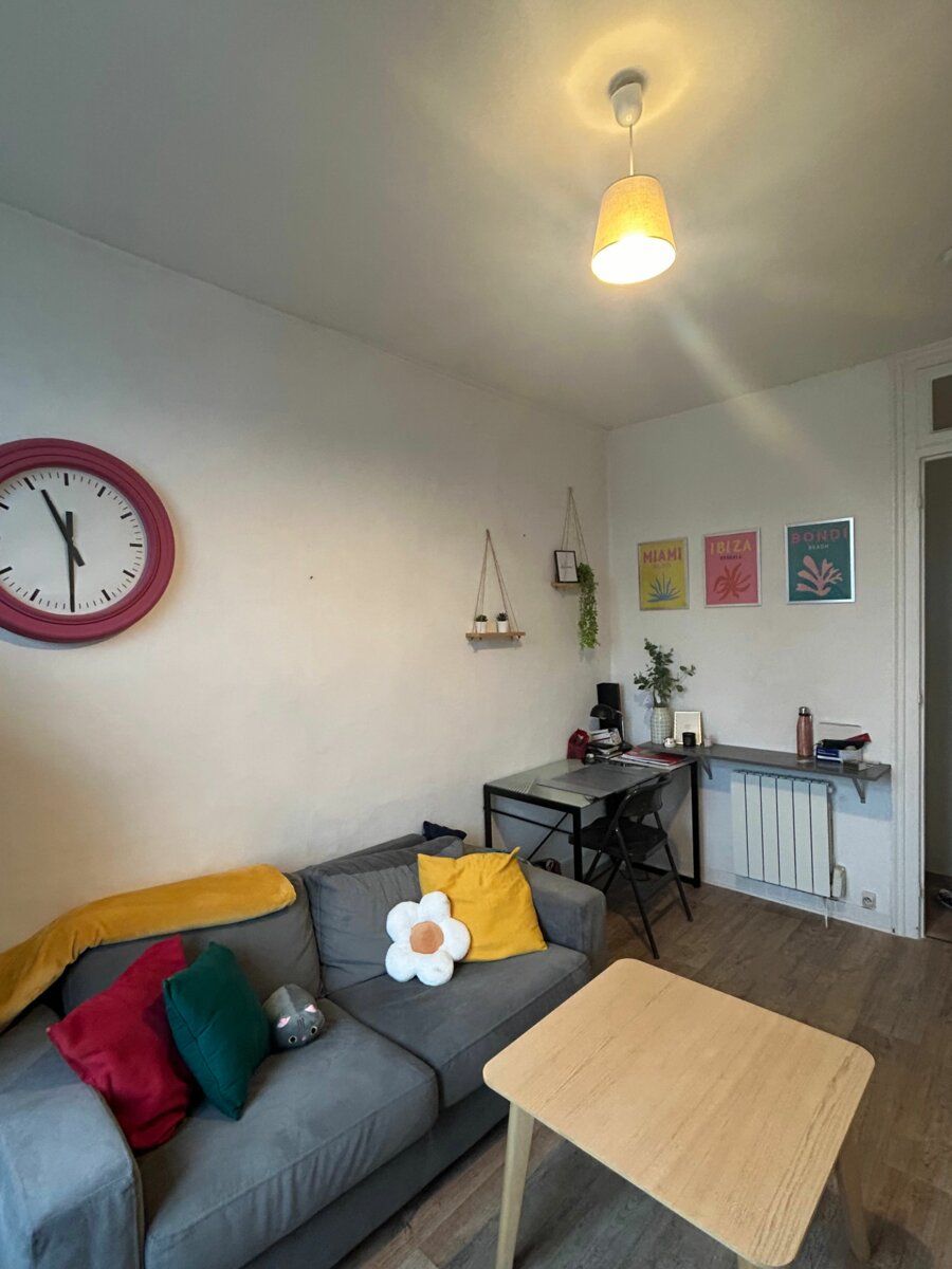 Appartement à louer 1 m2 à Lille vignette-2