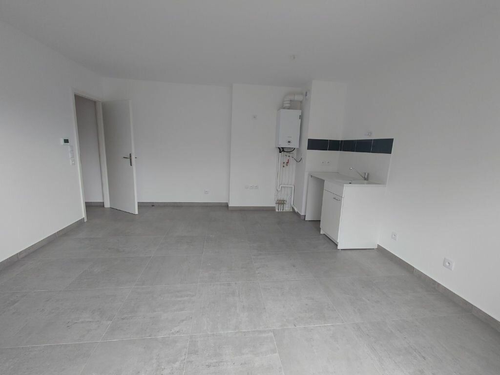 Appartement à louer 3 53m2 à Champs-sur-Marne vignette-1