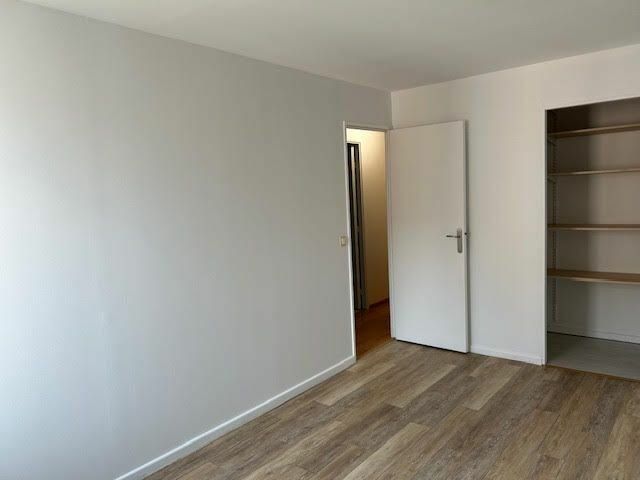 Appartement à louer 3 70.1m2 à Champs-sur-Marne vignette-6