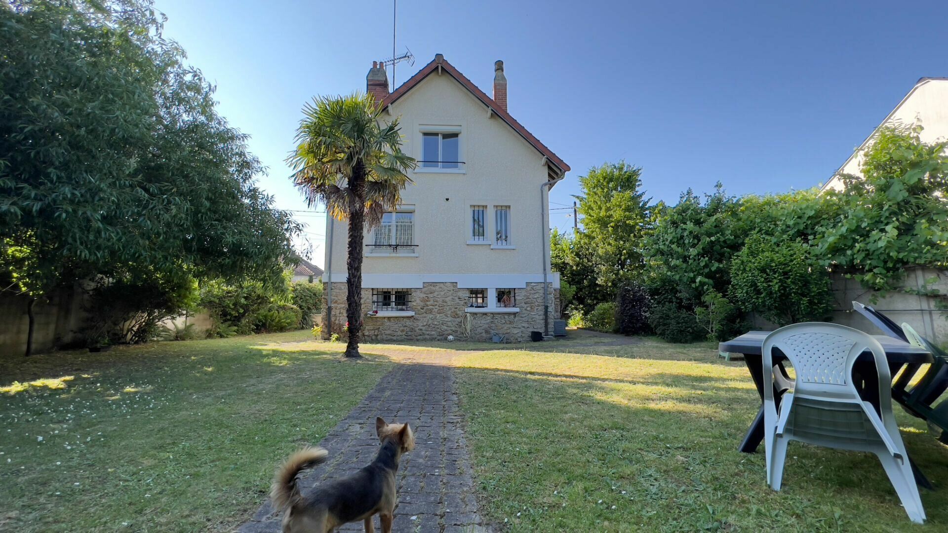 Maison à vendre 3 0m2 à Neuilly-sur-Marne vignette-1